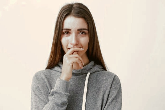 گریه بی دلیل