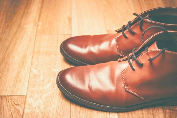 انتقال کرونا با کفش