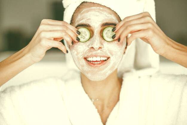 ماسک پوست خشک گیاهی