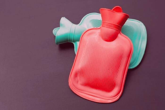 استفاده از کمپرس سرد از راههای درمان خانگی گردن درد کمپرس سرد گردن