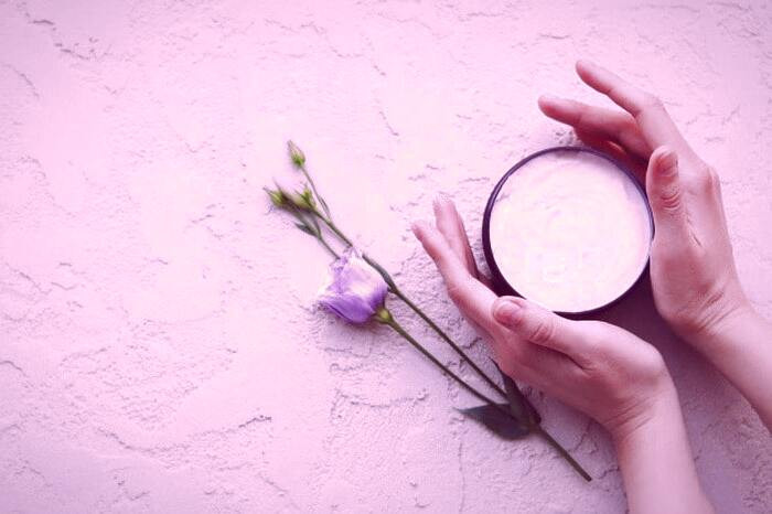 مراقبت های پوست سلنا گومز مرطوب کننده قوی