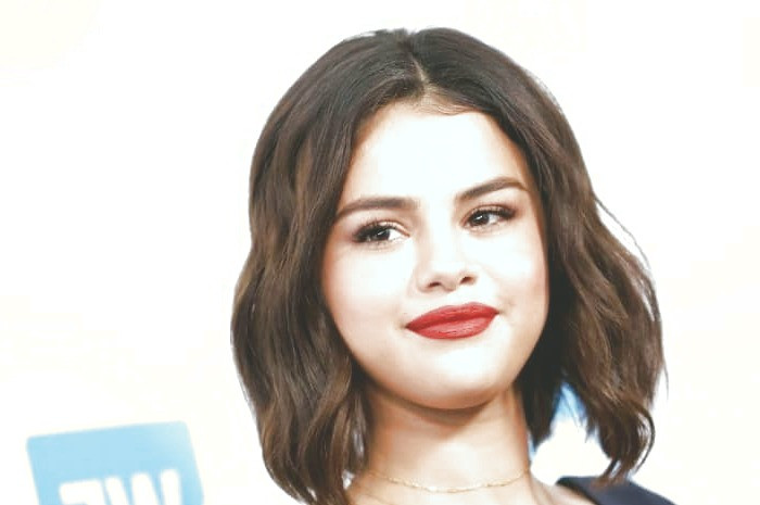 راز زیبایی پوست سلنا گومز روتین پوستی سلنا گومز