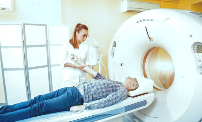 بررسی شکل و اندازه غدد آدرنال CT اسکن MRI