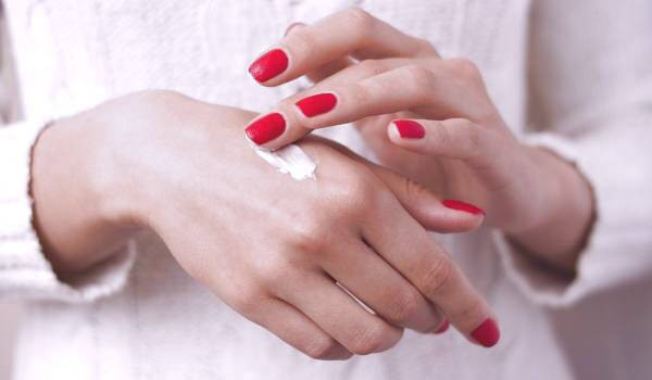 از بین بردن جای اگزما کلاژن