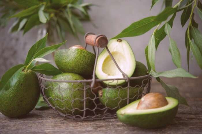 اسموتی آواکادو برای درمان ریزش مو اسموتی آواکادو