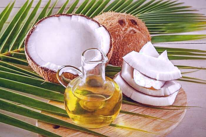 روغن نارگیل از داروهای مهم در طب سنتی روغن نارگیل