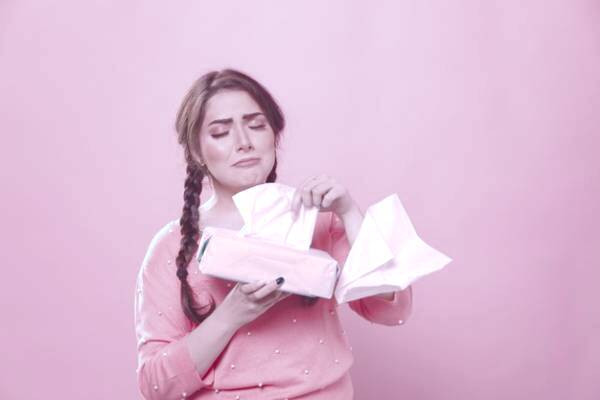 فواید گریه کردن برای ضعف گردش خون بدن گریه کردن