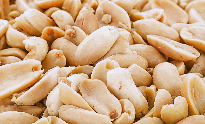 بادام زمینی