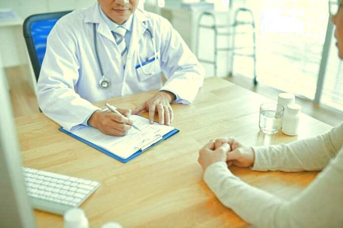 مراجعه به پزشک