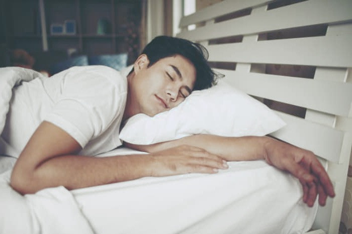 خواب به شکل غلط