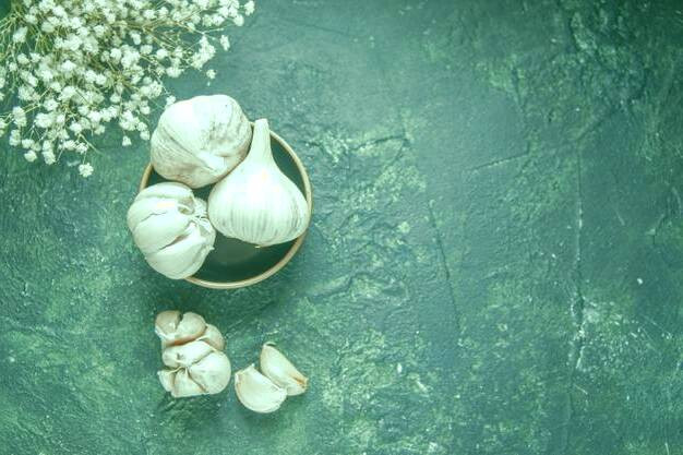 درمان تبخال لب با سیر