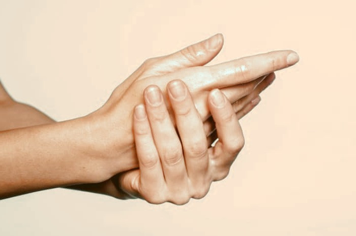 مراقبت از ناخن