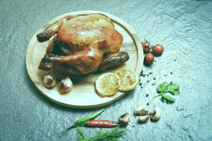 خواص و کلسیم مرغ