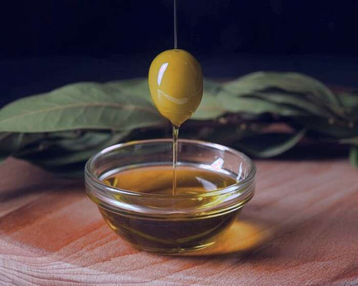 روغن زیتون و نمک