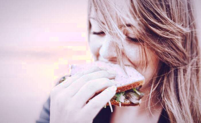 جویدن کامل غذا 