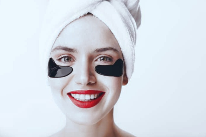 ماسک زیر چشم