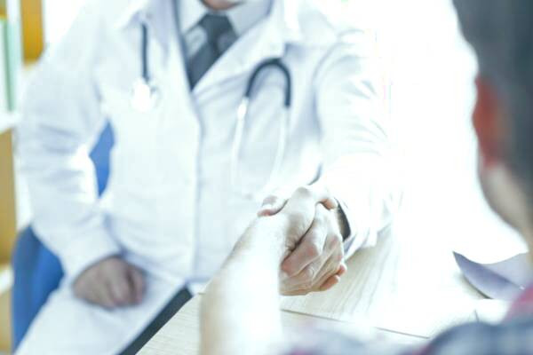 مراجعه به پزشک