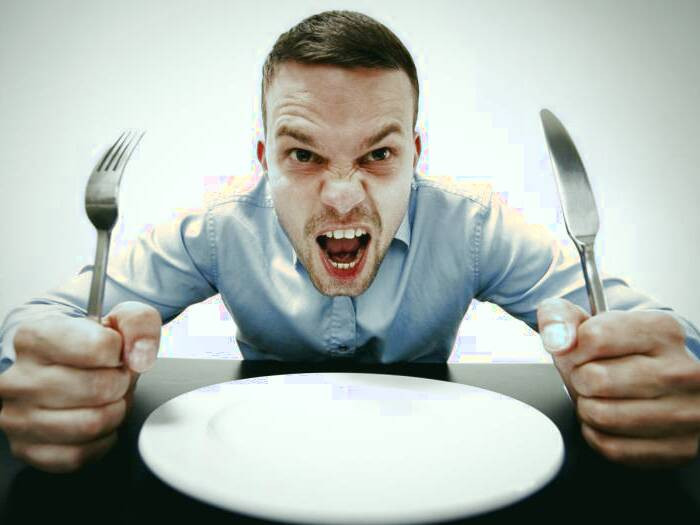 گرسنگی و عصبانیت