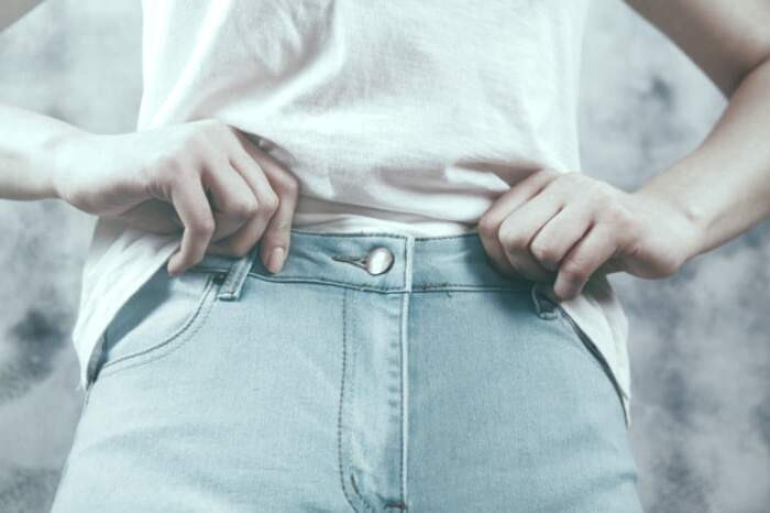 شلوار جین تنگ