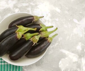 بررسی مزایای بادمجان برای سلامتی و زیبایی