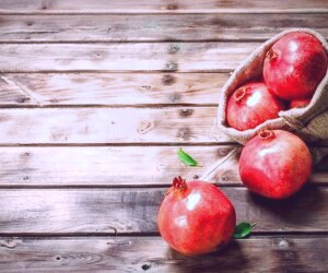 بررسی مزایای مصرف انار برای سلامتی + آگاهی از عوارض احتمالی