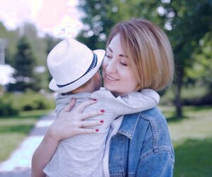 اختلال دلبستگی واکنشی: آنچه باید درباره این اختلال کودکان بدانید