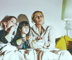 تأثیرات مثبت و منفی تلویزیون بر روی کودکان