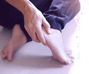 علت گزگز دست و پا چیست؟