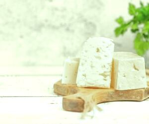 آیا خوردن پنیر در صبحانه برای سلامتی ضرر دارد؟