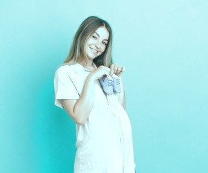 تشخیص، علائم و پیشگیری از عفونت کلیه در بارداری به همراه روش‌های درمانی