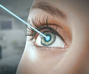 بهترین گزینه برای جراحی چشم: لازک یا لیزیک؟