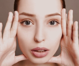 بهترین راهکارهای آرایشی برای افزایش زیبایی چشم‌ها بدون نیاز به جراحی