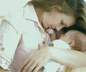 بررسی علائم هشداردهنده پس از زایمان