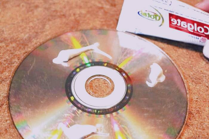 خط و خش سی دی