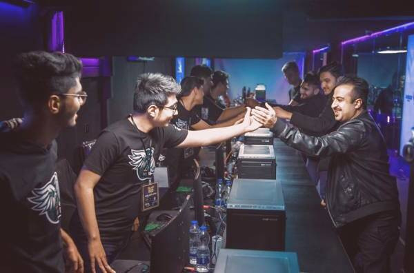 لیگ مسابقات زولا