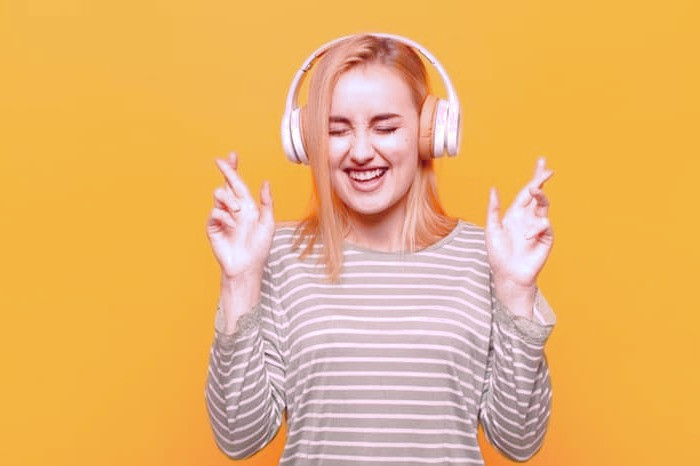 عوارض استفاده مداوم از هدفون