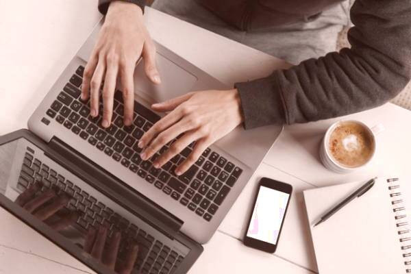 نحوه اصلاح خطاهای نشوتاری با کیبورد کیبورد