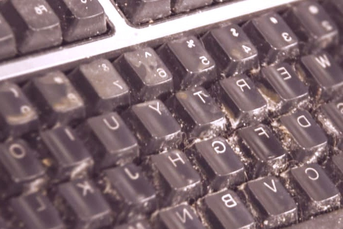 گرد و خاک کیبورد