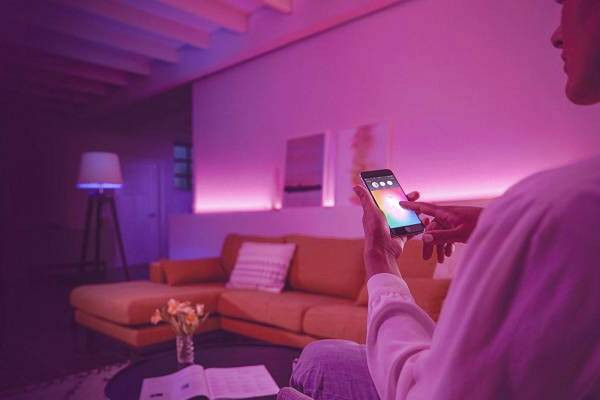 چراغ های هوشمند در خانه های هوشمند خانه هوشمند