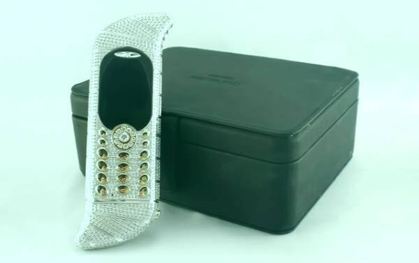 زشت ترین طراحی های گوشی