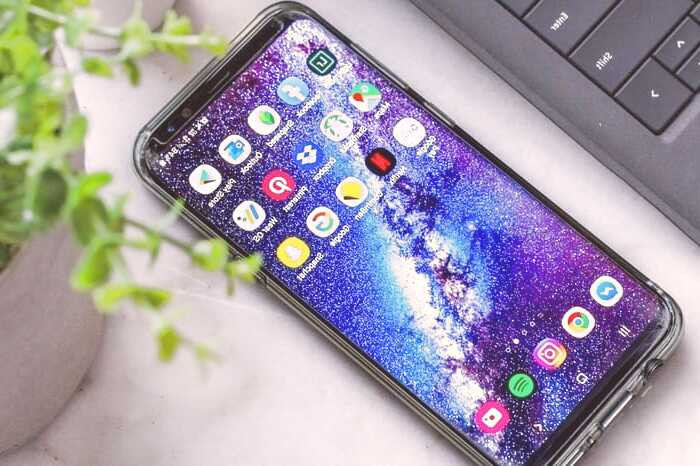 تصویر زمینه زنده