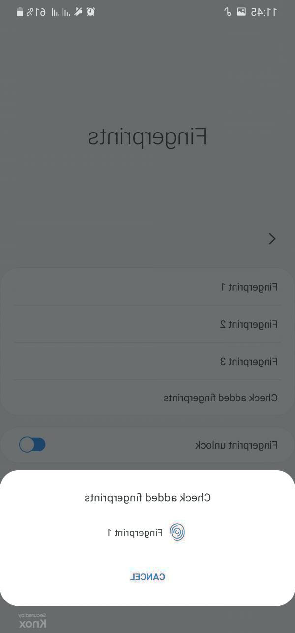 اثر انگشت روی گوشی