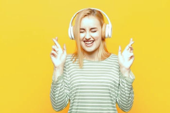 عوارض استفاده مداوم از هدفون